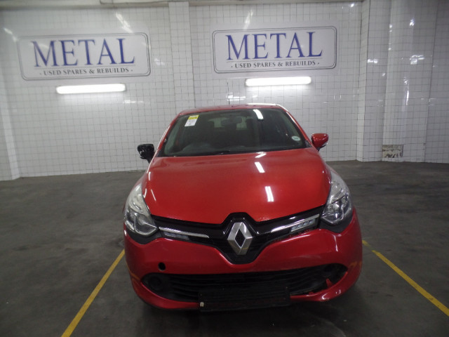 RENAULT CLIO IV 900 T EXPRESSION 5DR (66KW)
